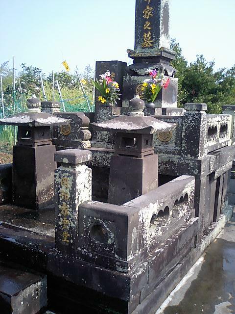 お墓