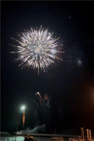 花火大会（花火１）