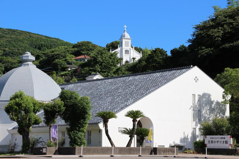 蒼天に映える大江天主堂